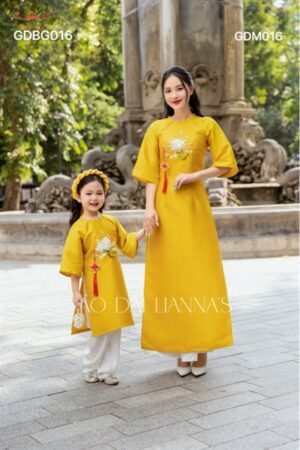 Áo dài bé gái vàng tết _AD gia đình _ tacpa