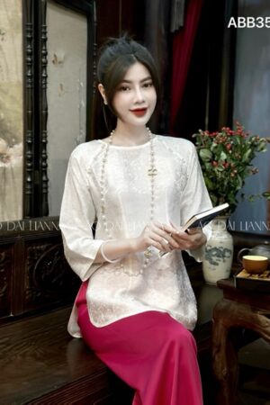 Set bà ba lụa hà đông trắng co tròn viền Ngọc