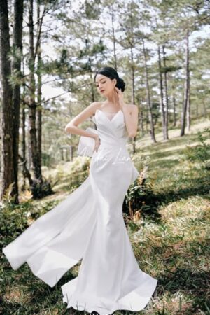 Váy cưới basic dáng đuôi cá