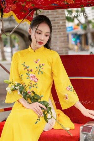 AD mẹ tơ vàng thêu hoa