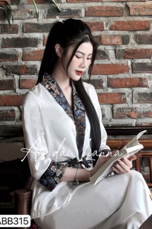 Set đi lễ cổ chéo phối gấm (trắng )