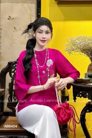 Áo bà ba lụa hà đông hong sen thêu hoa sen