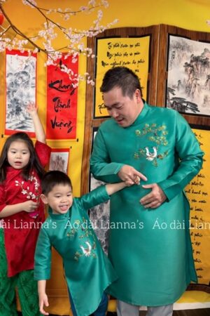 Áo dài bé trai xanh lá thêu kiotviet f8ae5fd61dc35de860da60b169bfeb8f