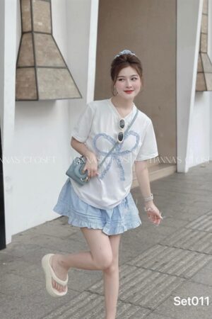 Set váy bèo áo trắng nơ xanh