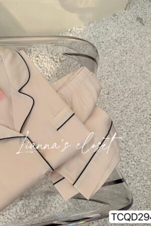 Set đùi màu be viền đen