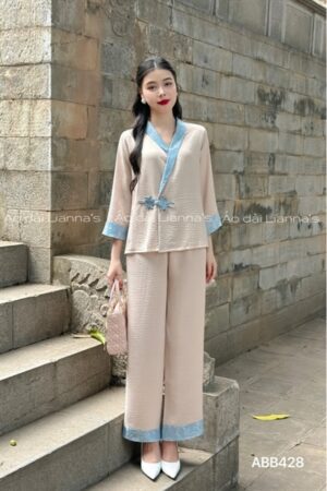 Áo bà ba/ pháp phục cổ chéo vien gấm mau be