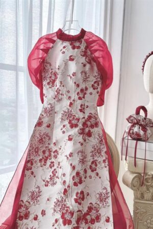 AD Gấm hoa phối váy (đỏ )