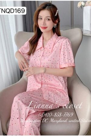 Chấm rainbow nền hồng