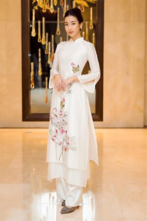 Trắng sen tơ mộc