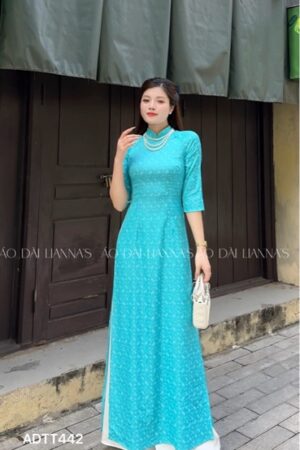 Áo dài truyền thống xanh dương hoạ tiết chuồng chuồng