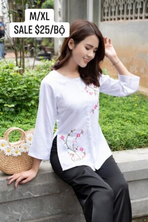 Trắng Hoa nhí bà ba