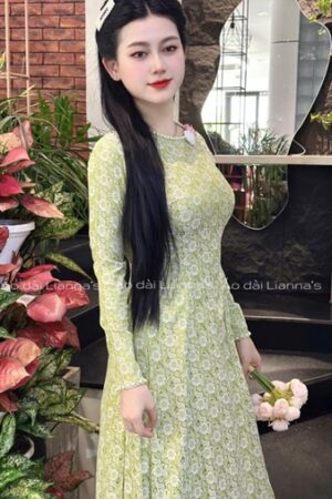 Áo dài truyền thống gấm hoa cúc xanh cốm