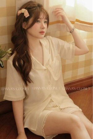 Set lụa đùi xếp ly túi ren màu trắng