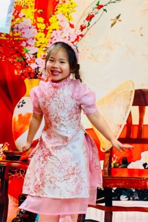 AD bé gấm hoa (hồng )