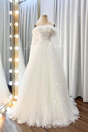 Váy cưới thiế kế by Lianna’s