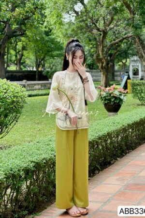 Set bà ba hoa sen quan xanh lá