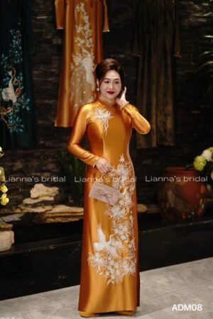 Áo dài mẹ vàng gold