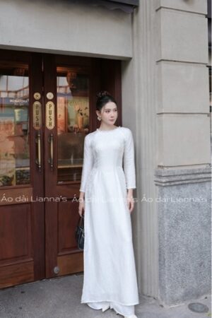 Áo dài lua hà đông trắng truyền thống kiotviet fc2ee582f08616c26456dc895c50e7db