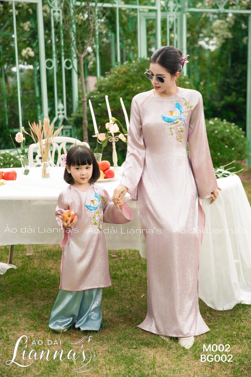 mẫu áo dài cho mẹ và bé
