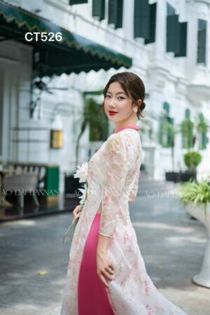 Áo dài cách tan ren hoa quan hồng viền cổ hồng kiotviet 1ed054e7e72510c0e5355486bd03de1c