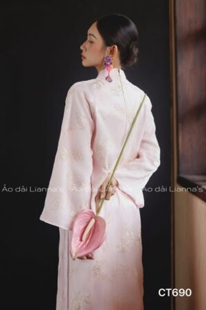 Áo dài cách tan suông hoa thêu tông Hồng kiotviet 25da0b0ead54ed0d2371bce69fc7b069