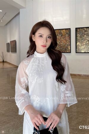 Áo dài trắng suông thêu hoa kiotviet 47f0db88d760fef1df442ef60dbaf71b