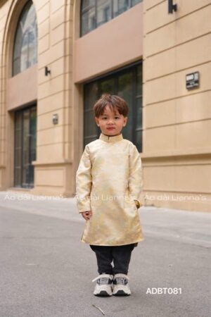 Áo dài bé trai màu champagne họa tiết