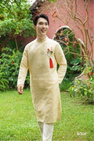 Áo dài nam vàng nhạt bính ngọ