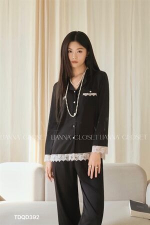 tay dài Quan dai đen ren hong