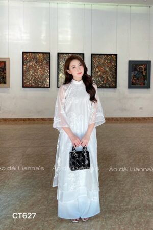 Áo dài trắng suông thêu hoa kiotviet af483d54226a7b81c2323c2be6aad3df