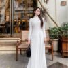 Ao dai trắng truyền thống kết pearl kiotviet c8f7f25bed997f7ce1964cf8b1d9d9a5