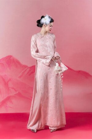 Áo dài cách tan suông tơ Hồng kiotviet e110abfe92ea641c0d6cf6776d3af9fa