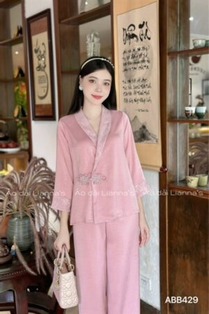 Áo bà ba/ pháp phục cổ chéo vien gam Hồng kiotviet 0cc963558b32a9115cfc089d35913af6