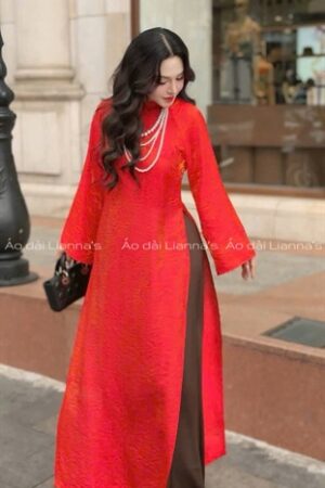 Áo dài suông tằm ánh đỏ phượng hoàng