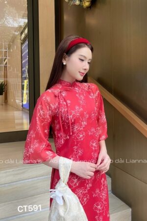 Ao dai cách tan đỏ hoa viên trắng kiotviet 74d6c5de9851528f706da43d7e2e1c36
