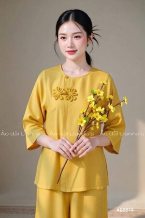 Áo bà ba tơ vàng