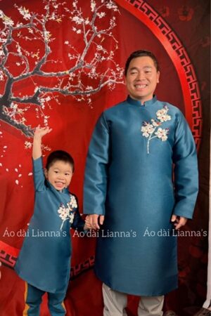 Áo dài nam xanh dương thêu hoa kiotviet 7e7b6a8d8074de902e44e3a070b14c38