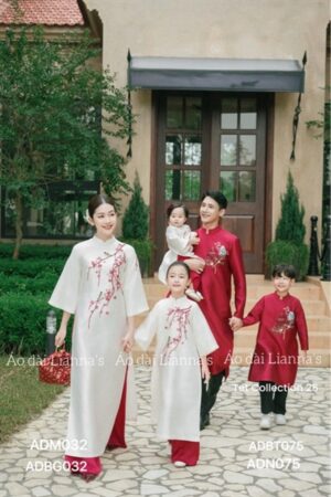 Áo dài be trai đỏ thêu