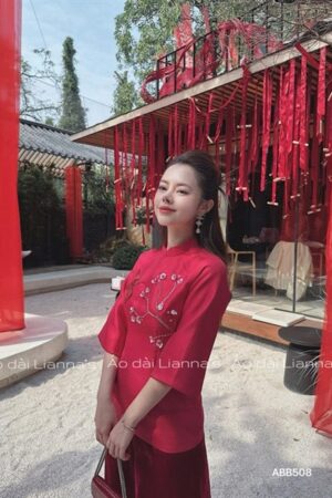 Áo bà ba tafta đỏ kết hoa