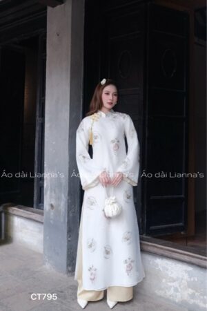 Áo dài sen ngư viền vàng gold