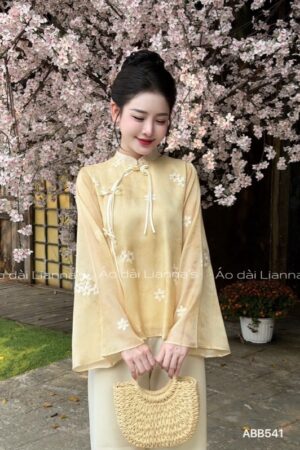 Áo bà ba tơ hoa vàng