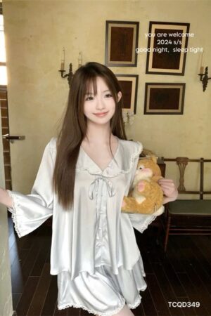 Set lụa cổ bèo thắt nơ xanh dương