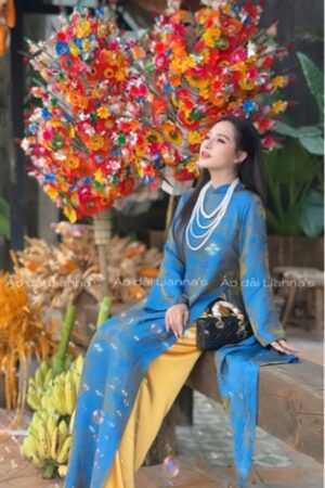 Áo dài suông tằm ánh kim xanh dương