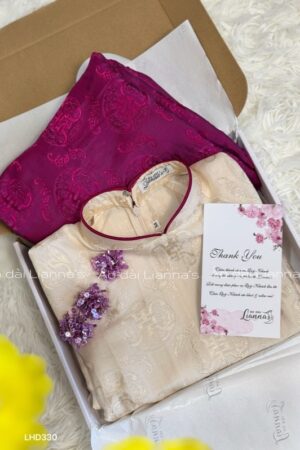 Áo dài lụa tơ tằm hà đông màu be khuy hồng viền hồng sen