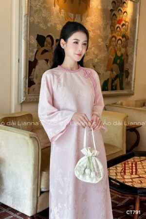Áo dài gấm hồng kết nơ kiotviet fcadff80d86bdfcba99f648ae1f57f8d