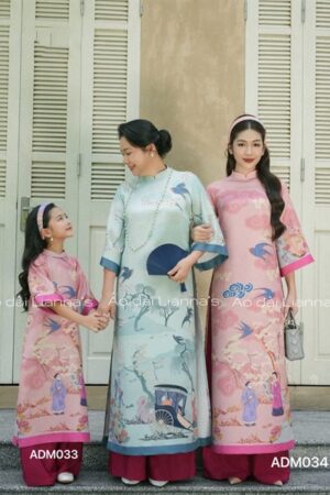 Áo dài mẹ gia đình Hồng