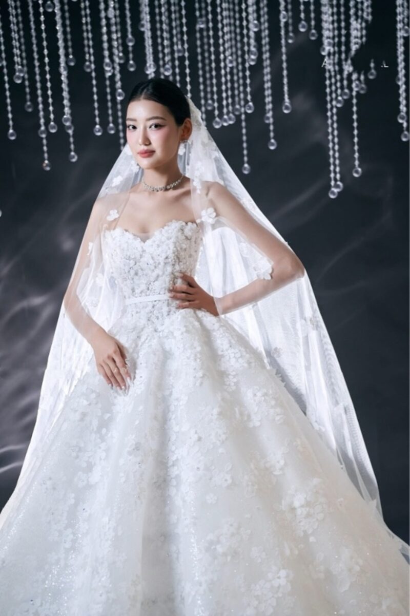 Áo cưới may sẵn theo size