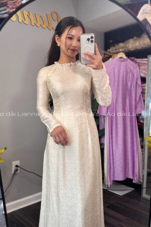 Áo dài lụa tơ tằm hà đông màu be sáng