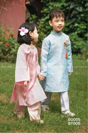 Áo dài bé trai xanh bính ngọ