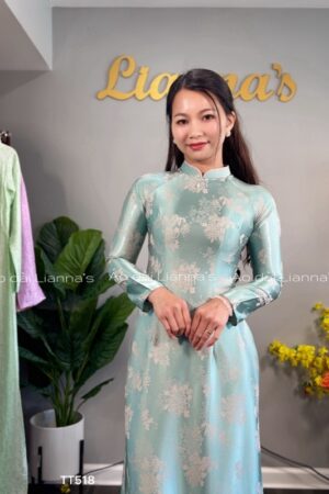 Áo dài truyền thống gấm lụa hoa hồng nền xanh ngọc kiotviet 1ae348ae5f82bac00eabceed0280673a
